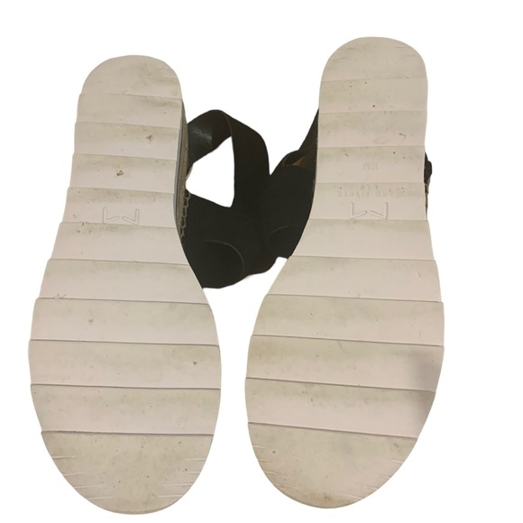 Marc Fisher Phebe Sandals - Picture 3 of 3
